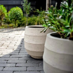 Bordo Balloon Planter - Sand -HousePlants Shop Luca Lifestyle Bordo Balloon Sand 2